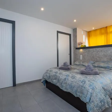公寓 Apartamento En Pleno Centro 内尔哈